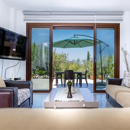 Bellapais Apartments Kyrenia  Exterior photo