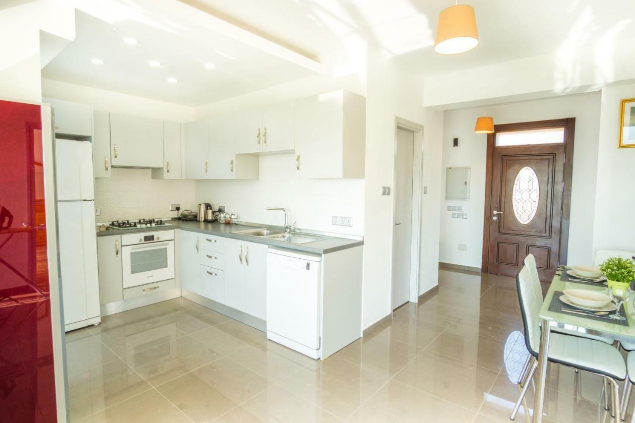 Bellapais Apartments Kyrenia  Exterior photo